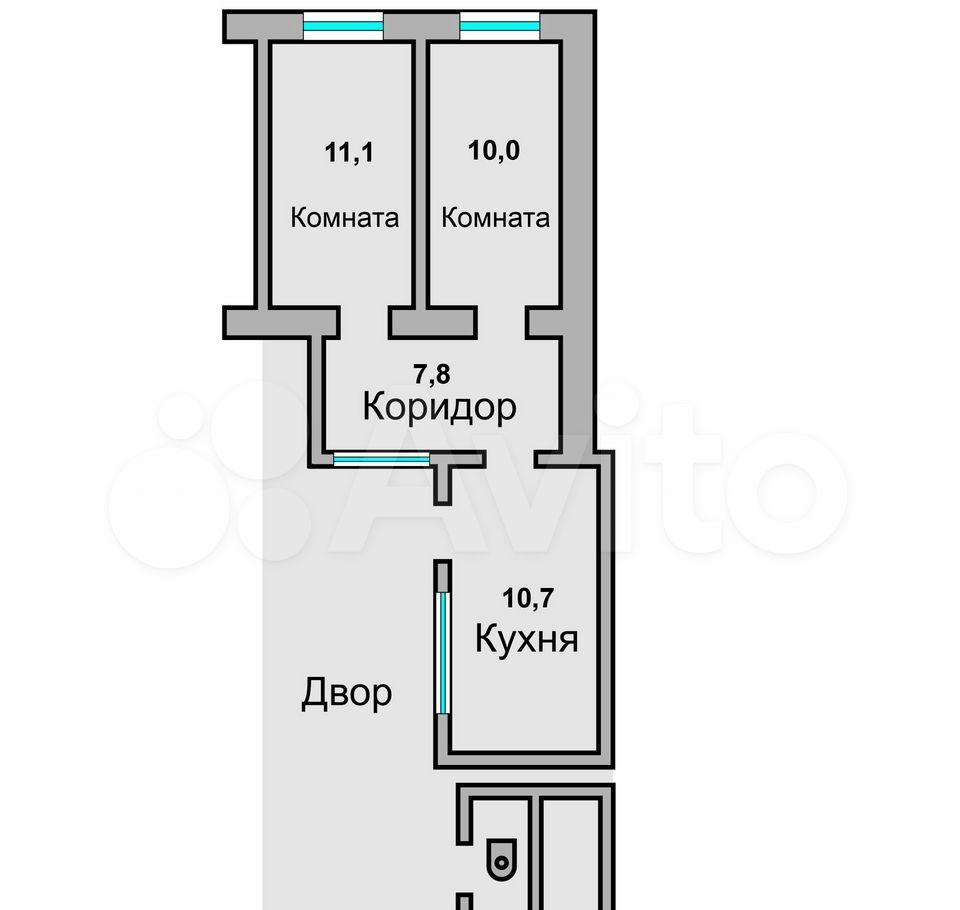 Предлагается к продаже двухкомнатная квартира в историческом центре Евпатории, в районе Старого города. Общая площадь составляет 39.6 кв.м., из которых 21.1 кв.м. отведено под жилую зону, а просторная кухня площадью 10.7 кв.м. 
Квартира расположена на первом этаже одноэтажного дома, что обеспечива