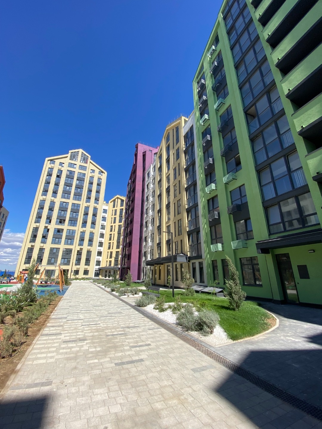 Цены напрямую от застройщика  без дополнительных затрат 
Работаем с любовью без комиссии 
Жилой Комплекс сдан 

Можно приступать к выполнению ремонта. 

Рассрочка - Первоначальный Взнос от - 20%  и остаток равными платежами до июля 2026 года.
Ипотека в банках : Сбер, ВТБ, Россия
При 100% оплате пред